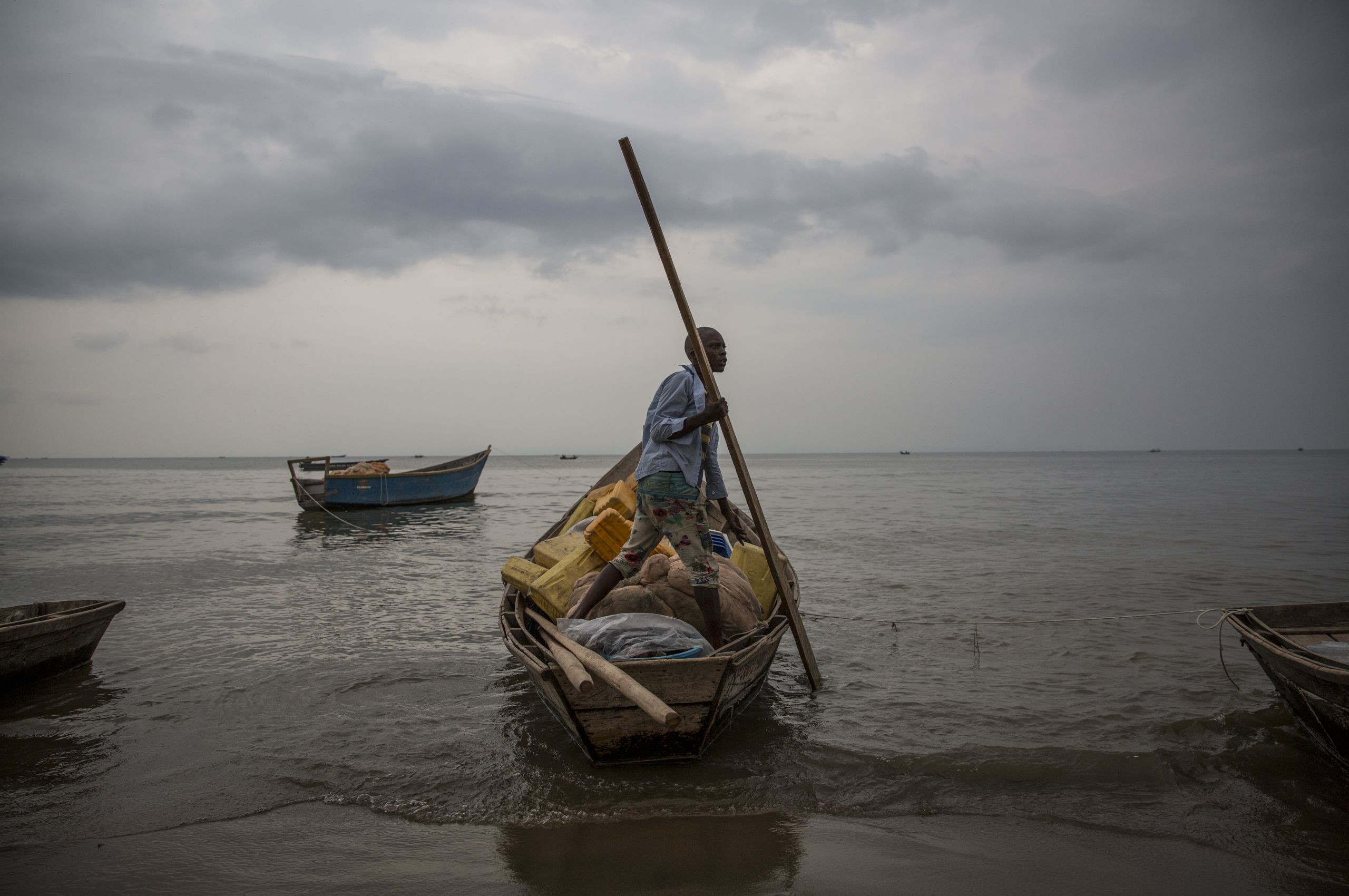 Thousands of people from DR Congo have crossed Lake Albert into Uganda, fleeing inter-communal fighting in the Ituri region of DR Congo. Photo: Ingebjørg Kårstad/NRC